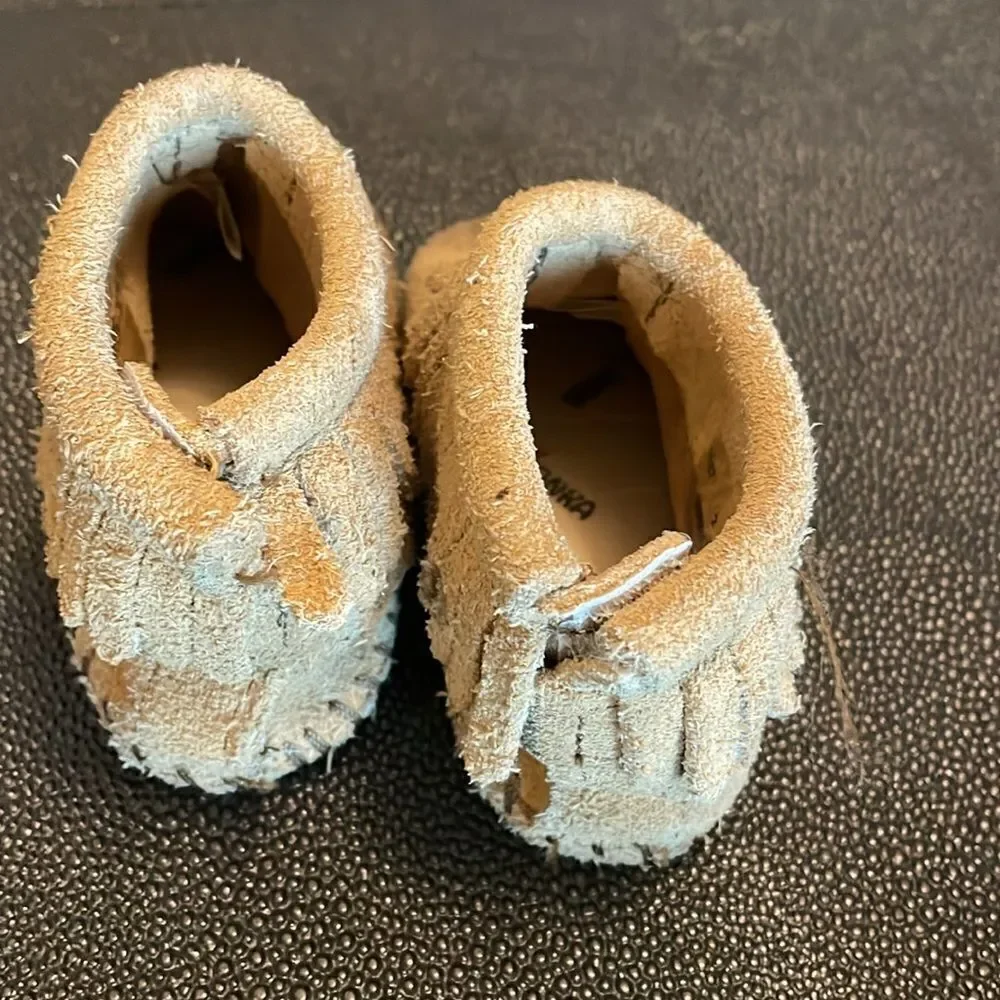 Minnetonka Baby Moccasin Suede brown/ yellow
